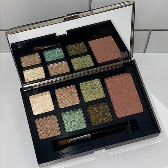 Lancôme Embellished Emerald Eyeshadow & Blush Palette - Picture 1 of 4